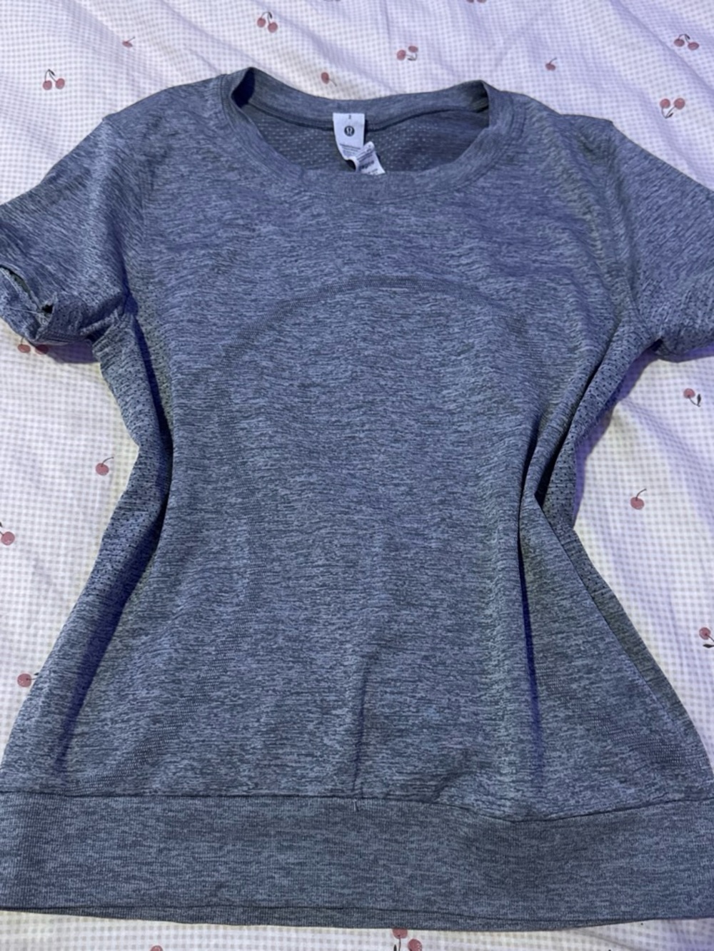 Gray Women's Lululemon Swiftly shirt